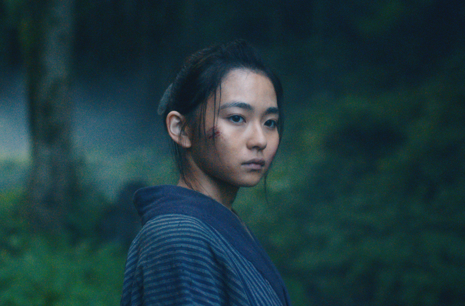 Anna Yamada als Rin im Film MOUNTAIN WOMAN © 2022 Yamaonna Film Committee