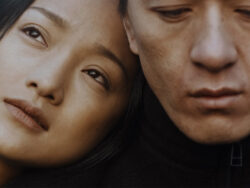 Jia Hongsheng und Zhou Xun in ZUZHOU RIVER © 2000 Strand Releasing / Coproduction Office