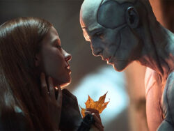 Mia Goth und Jacob Elordi in FRANKENSTEIN © 2025 Double Dare You / Netflix