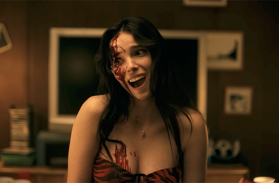 Inde Navarrette als Nikki in OBSESSION - Screenshot © 2025 A24