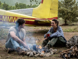 Jacob Elordi und Margaret Qualley in THE DOG STARS © 20th Century Studios / Scott Free Productions